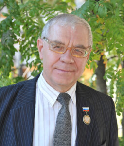 КОГДА ОН УШЕЛ…  Памяти Петра Дмитриевича Чалого