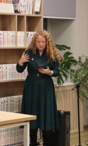 «НЕ ОБОРВАТЬ НЕВИДИМУЮ НИТЬ…»