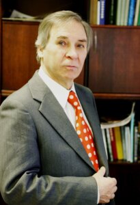 «МИР НАВЕКИ ПРЕКРАСЕН...» (Лев Коськов — поэт «гармонической точности»)